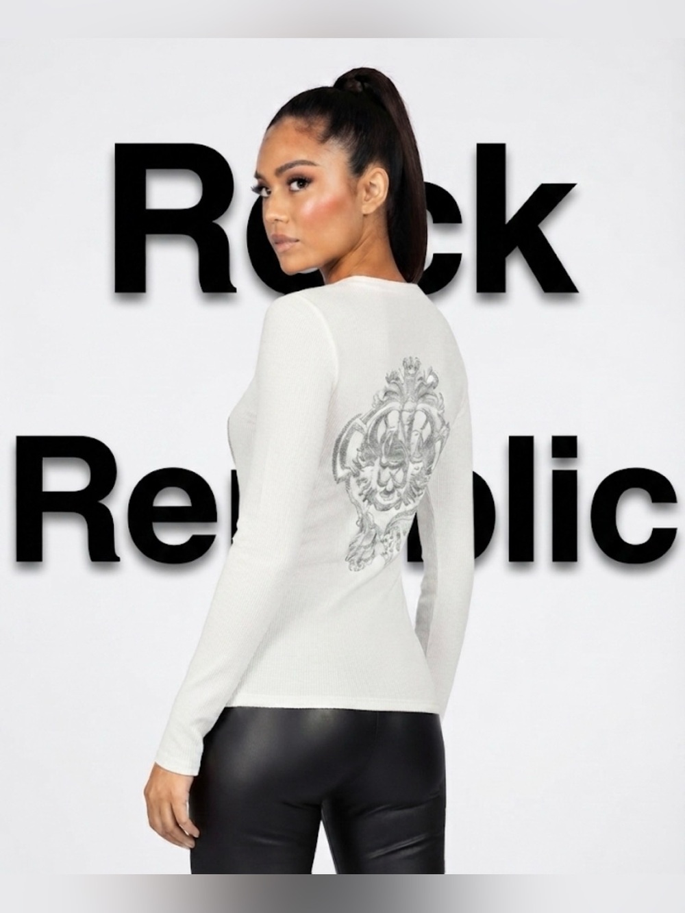 Authentic Original line Rock & Republic signature lightweight v neck sweater S
